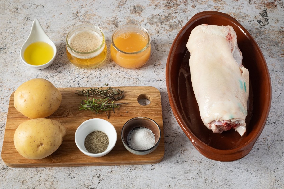 Codillo de cerdo al horno - Receta de cocina fácil y casera en Bon Viveur