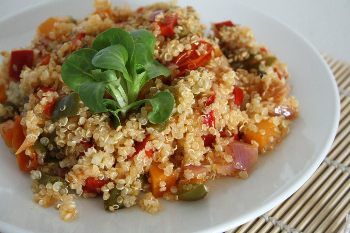 Quinoa con verduras - Receta de cocina fácil y casera en Bon Viveur